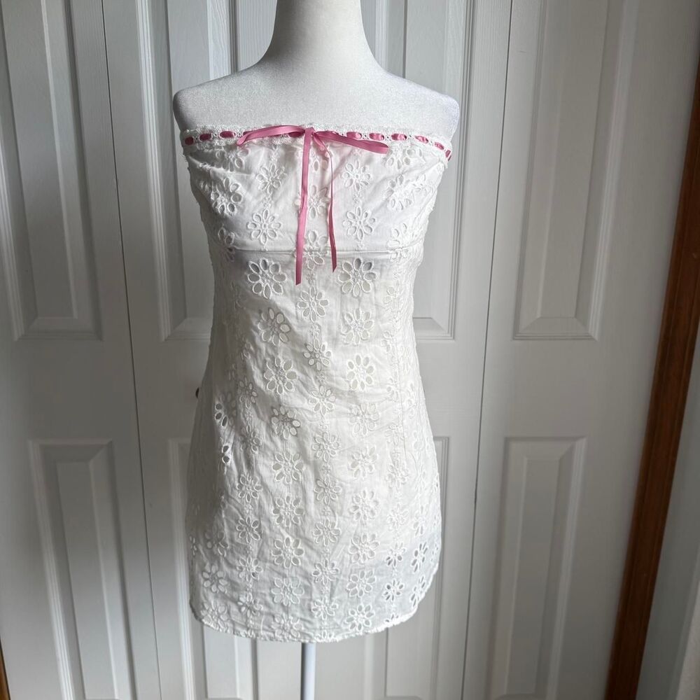 White eyelet strapless 100% cotton dress w/pink ribbon bow size M new w/tags